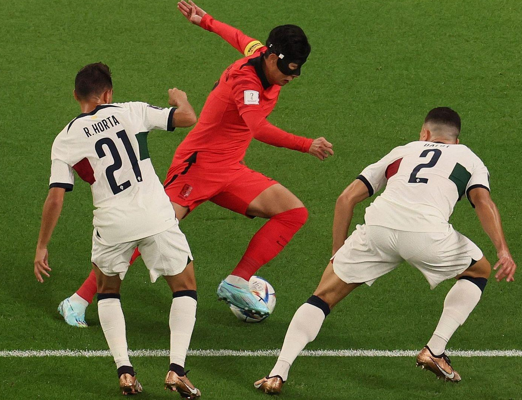 日本队逆转葡萄牙队，马龙带队取胜